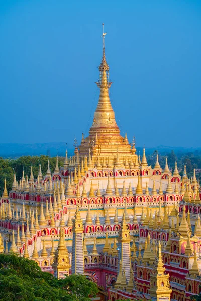 Vackra Buddhistiska Pagoden Thanboddhay Phaya Monywa Myanmar — Stockfoto