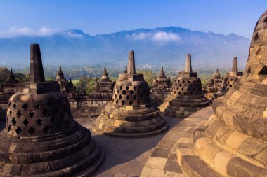 Borobudur Tapınağı'nda gün zaman, Yogyakarta, Java, Endonezya.