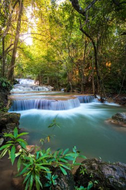 Tayland, şelale Huay veya Huai mae khamin ihbar