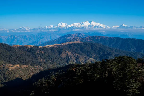 Paisaje Del Monte Kangchenjunga Durante Día Del Cielo Azul —  Fotos de Stock