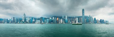 Hong Kong-4 Mart: Hong Kong, Victoria Harbor genelinde Çin silüeti Panoraması 4 Mart, 2018.