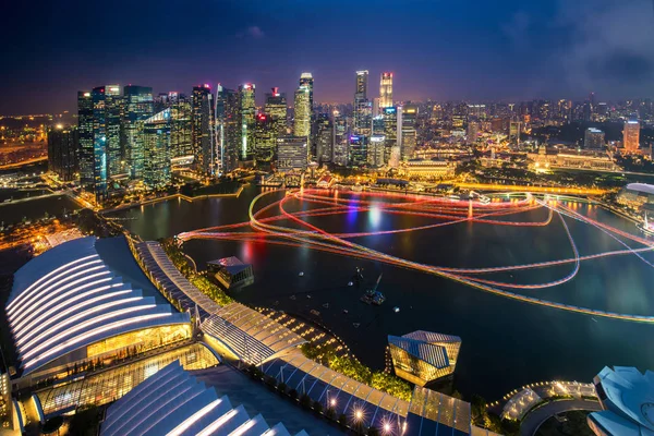 Stadsgezicht van het financiële district van Singapore en business bouwen — Stockfoto