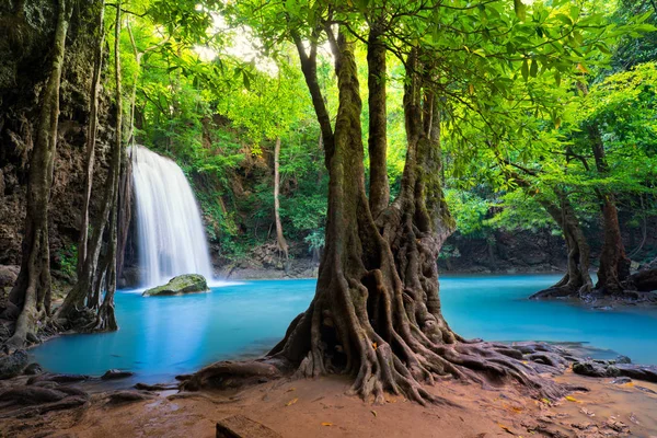 Erawan Waterfall in Thailand is locate in Kanchanaburi Provience — Stock Photo, Image