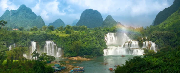 班吉奥克-德田瀑布位于中国和越南的边境 — 图库照片