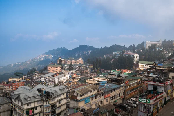Darjeeling vista de la ciudad desde la vista de ángulo alto tiro —  Fotos de Stock
