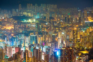 Sky 100 gözlem güvertesinden Hong Kong silüeti görünümü,