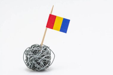 Romanya bayrağı tel top kopya ile yapıştırma alanı. Dengede.