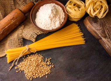 İtalyan Makarna, spagetti, Fettuccine, buğday, haddeleme pin, un 