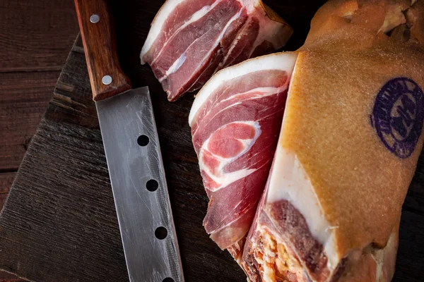 Spanish ham, bellota, jamon serrano, crudo, italian prosciutto, — Stock Photo, Image