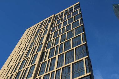 Moskova Rusya - 23 Eylül 2017: Modern mimarinin parçası, cam ve betondan yapılmış duvarlar