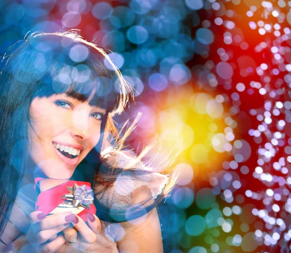 Portrait Smiling Woman Gift Her Hands — Stock Photo, Image