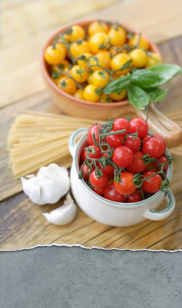 Tomates Cherry Ajo Espaguetis Cocinar Cena — Foto de Stock