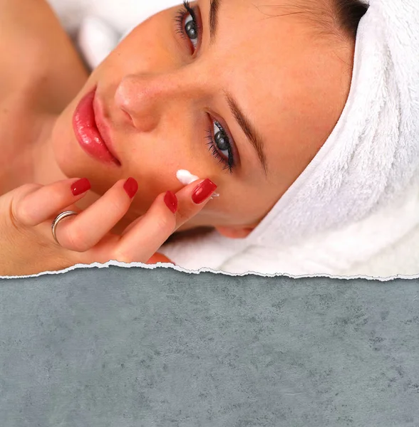 Woman Applying Moisturizing Cream Her Face — Stock Photo, Image