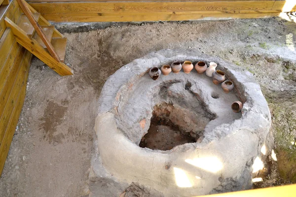 çanak çömlek yazmak için eski fırın