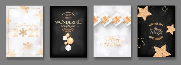 Conjunto de Feliz Navidad y Feliz Año Nuevo 2021 Tarjetas de felicitación con bolas de Navidad de oro, cajas de regalo, purpurina y copos de nieve — Vector de stock
