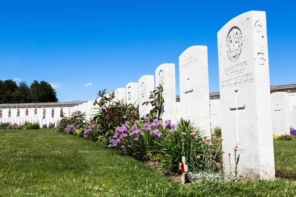 Passendale ベルギー 2015 タイン ベビーベッド世界戦争 つ墓地 Passendale 2015 日にベルギーの世界最大のイギリス戦争の墓地 — ストック写真