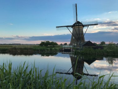 Güzel Hollanda Yeldeğirmeni manzaraya ünlü doğal kanallar, UNESCO Dünya Miras Listesi