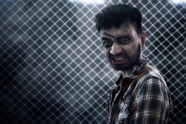 Korkunç zombi adam kızgın