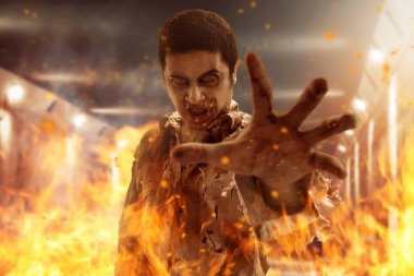 Korkunç zombi adam saldırısı