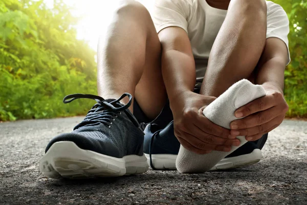 Açık Runner ayak yaralanma