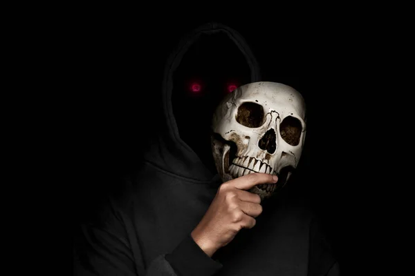 Mysterieuze Man Met Schedel Masker — Stockfoto