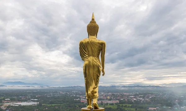Bouddha Est Sommet Ville Matin Des Nuages Lever Soleil Devant — Photo