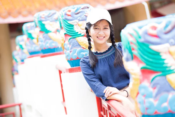 Portrait Asiatique Adolescent Sourire Détendre Vacances Calme Heureux Sourire — Photo