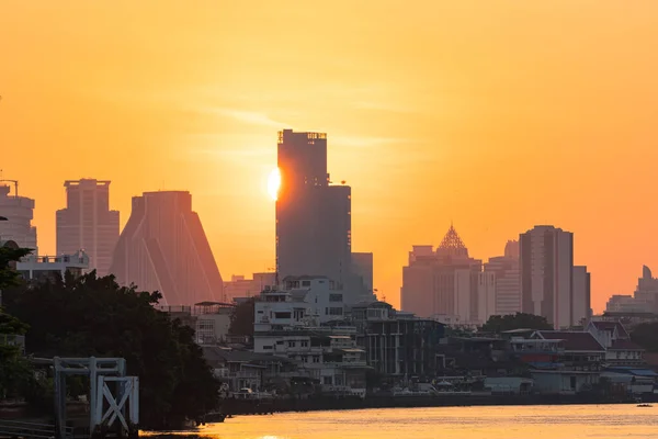 Wschód słońca w Bangkoku. — Zdjęcie stockowe