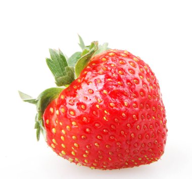 Beyaz arkaplanda çilek