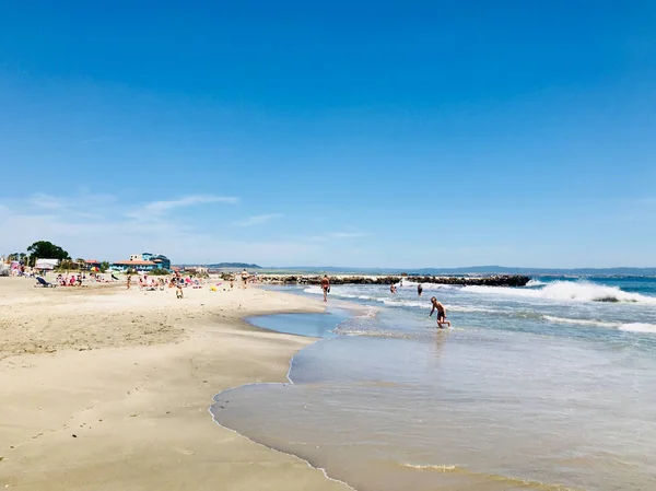 Pomorie Bulgaria May 2018 View People Spending Time Beach — Stock Photo, Image