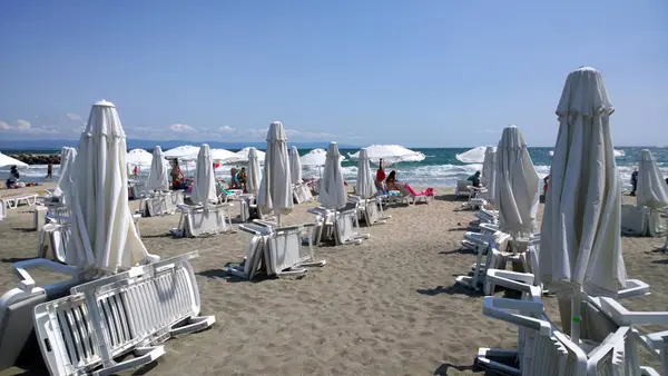 Pomorie Bulgaria June 2018 People Beach — Stock Photo, Image