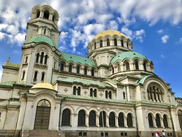 Sofia, Bulgaristan - 01 Temmuz 2018: The St. Alexander Nevsky Cathedral bir Bulgar Ortodoks Katedrali Sofya, Bulgaristan'ın başkenti olduğunu.