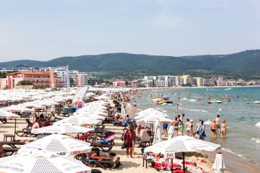 Sunny Beach, Bulgaristan - 26 Haziran 2018: Sunny Beach yaklaşık 35 km Nessebar Belediyesi, Burgaz İli Burgaz kuzeyinde yer alan Bulgaristan Karadeniz sahil, büyük bir tatil beldesi olan.
