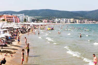 Sunny Beach, Bulgaristan - 26 Haziran 2018: Sunny Beach yaklaşık 35 km Nessebar Belediyesi, Burgaz İli Burgaz kuzeyinde yer alan Bulgaristan Karadeniz sahil, büyük bir tatil beldesi olan.