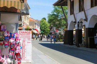 Nesebar, Bulgaristan - 21 Haziran 2018: Bir antik kent ve Burgaz İli içinde bulunan büyük deniz tatil Bulgar siyah deniz kenarı, Nesebar biridir.