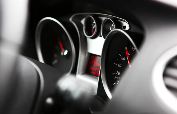 Close Shot Van Het Dashboard Van Moderne Auto — Stockfoto