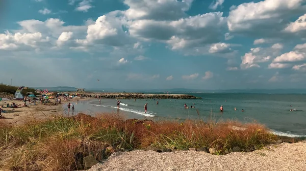 Pomorie Bulgaria September 2018 People Relaxing Beach — Stock Photo, Image