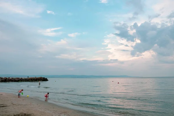 Ahyolu Bulgaristan Eylül 2018 Rahatlatıcı Insanlar Sahilde — Stok fotoğraf