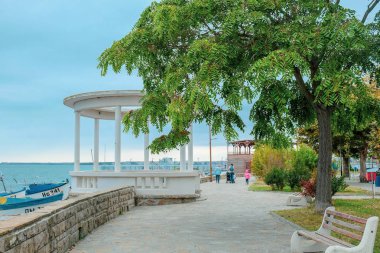 Pomorie, Bulgaristan - 29 Eylül 2018: Şehir güzel görünümünden.