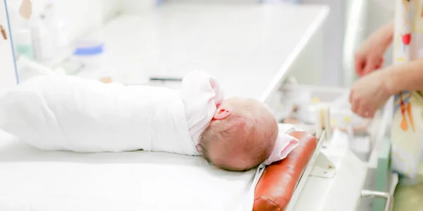 Neugeborenes Baby Krankenhaus — Stockfoto