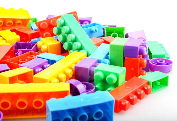 Blocchi Plastica Colorato Giocattolo Sfondo Bianco — Foto Stock