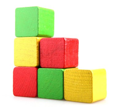 Tahta yapı taşları beyaz arkaplanda izole edildi