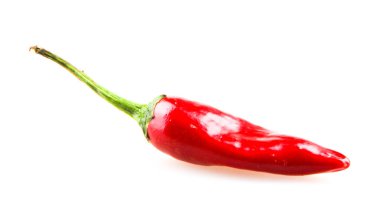 Kırmızı biber beyaz arkaplanda izole edildi