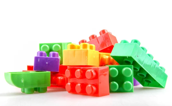 Plastic Speelgoed Blokken Geïsoleerd Witte Achtergrond — Stockfoto