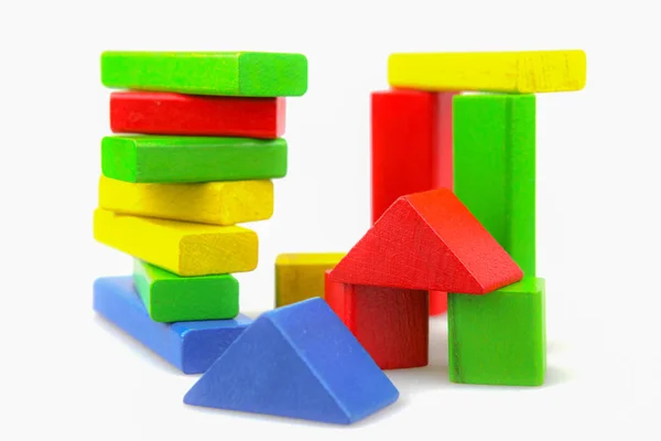 Kolorowe Drewniane Klocki Budowlane Zabawki Izolowane Białym — Zdjęcie stockowe