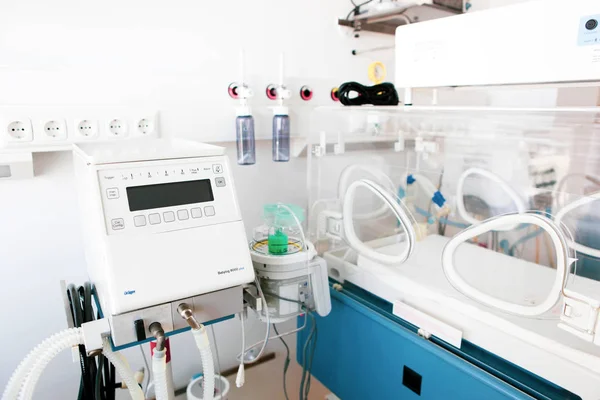 Utrustning För Spädbarnsinkubator Neonatal Intensivvårdsavdelning — Stockfoto