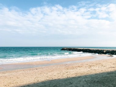 Bulgaristan 'ın Pomorie kentindeki Güzel Sahil ve İnanılmaz Deniz.