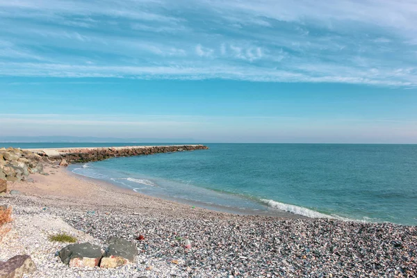 Bulgaristan 'ın Pomorie kentindeki Güzel Sahil ve İnanılmaz Deniz.