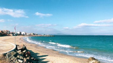 Bulgaristan 'ın Pomorie kentindeki Güzel Sahil ve İnanılmaz Deniz.