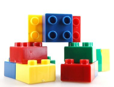 yapı taşları üzerinde beyaz izole